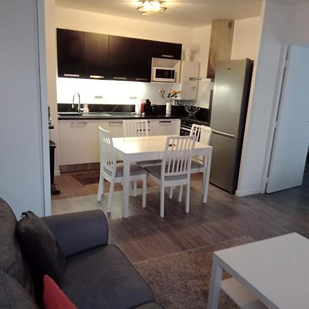 Appartement Cozy - Quartier Residentiel Melun Exterior photo