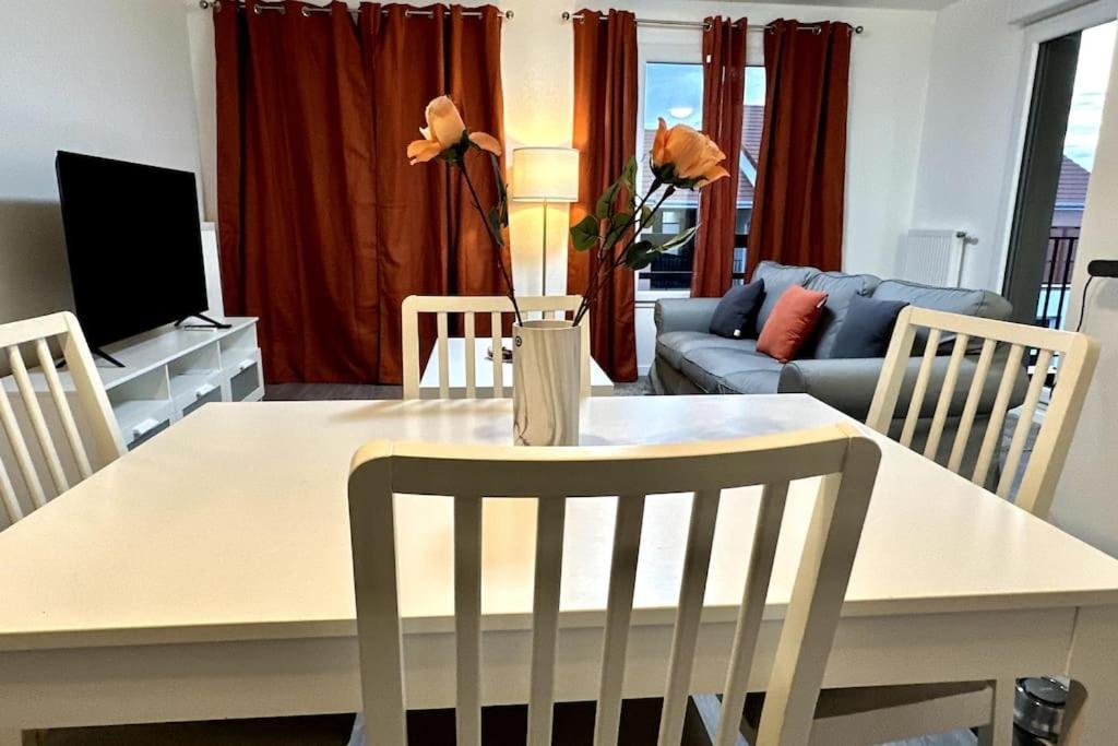 Appartement Cozy - Quartier Residentiel Melun Exterior photo