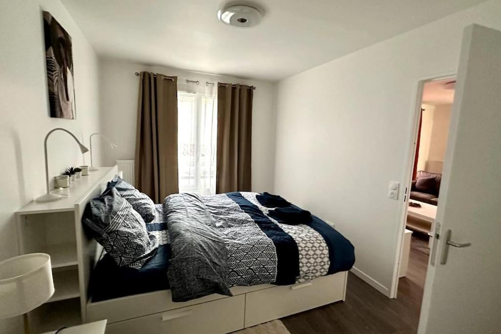 Appartement Cozy - Quartier Residentiel Melun Exterior photo